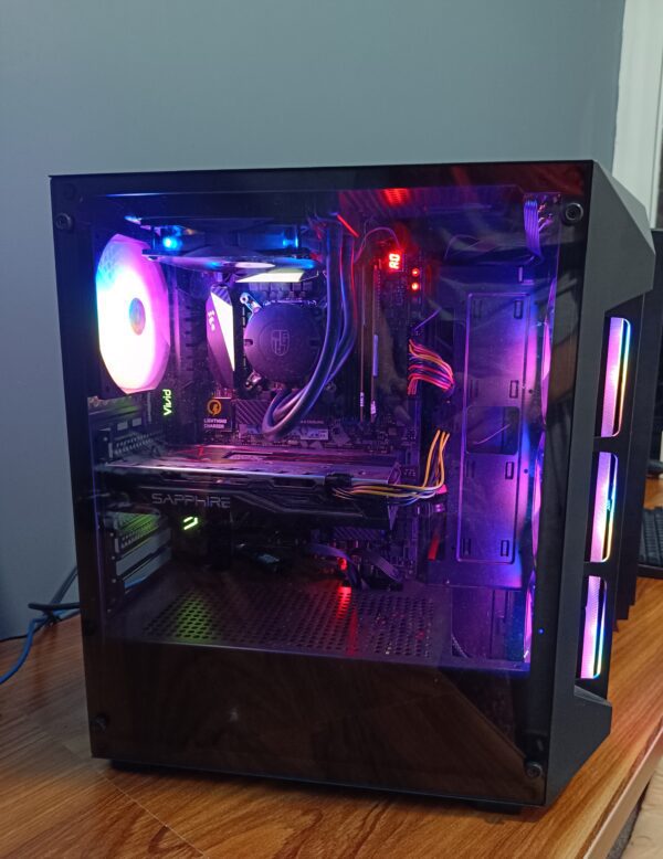 کیس گیمینگ با مشخصات i5 7500 / RX 580/ Ram 16